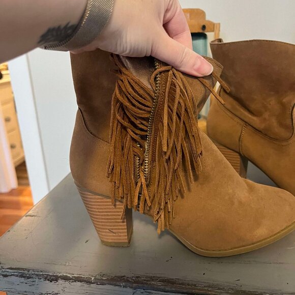 Qupid Booties Size 8 - Picture 7 of 7